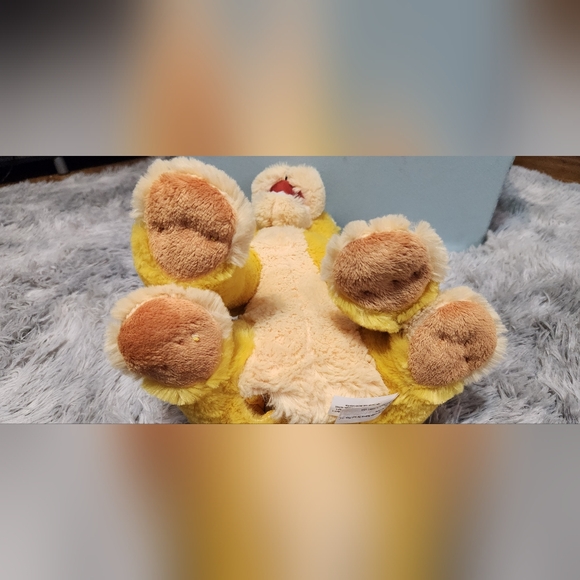 Disney just play talking fuzzy yellow Simba works like new - Picture 10 of 17